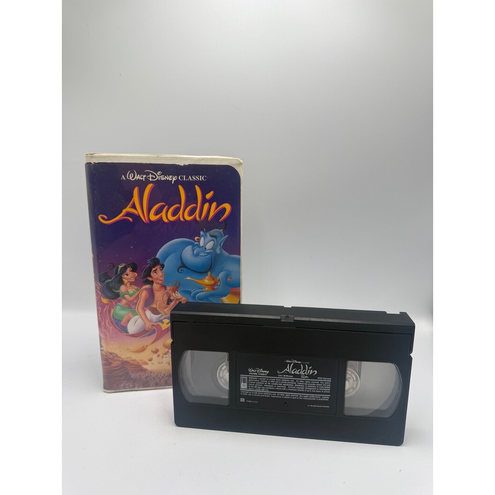 Walt Disney Classic Aladdin VHS 1992 Animated Movie Clamshell Case 1662-303
